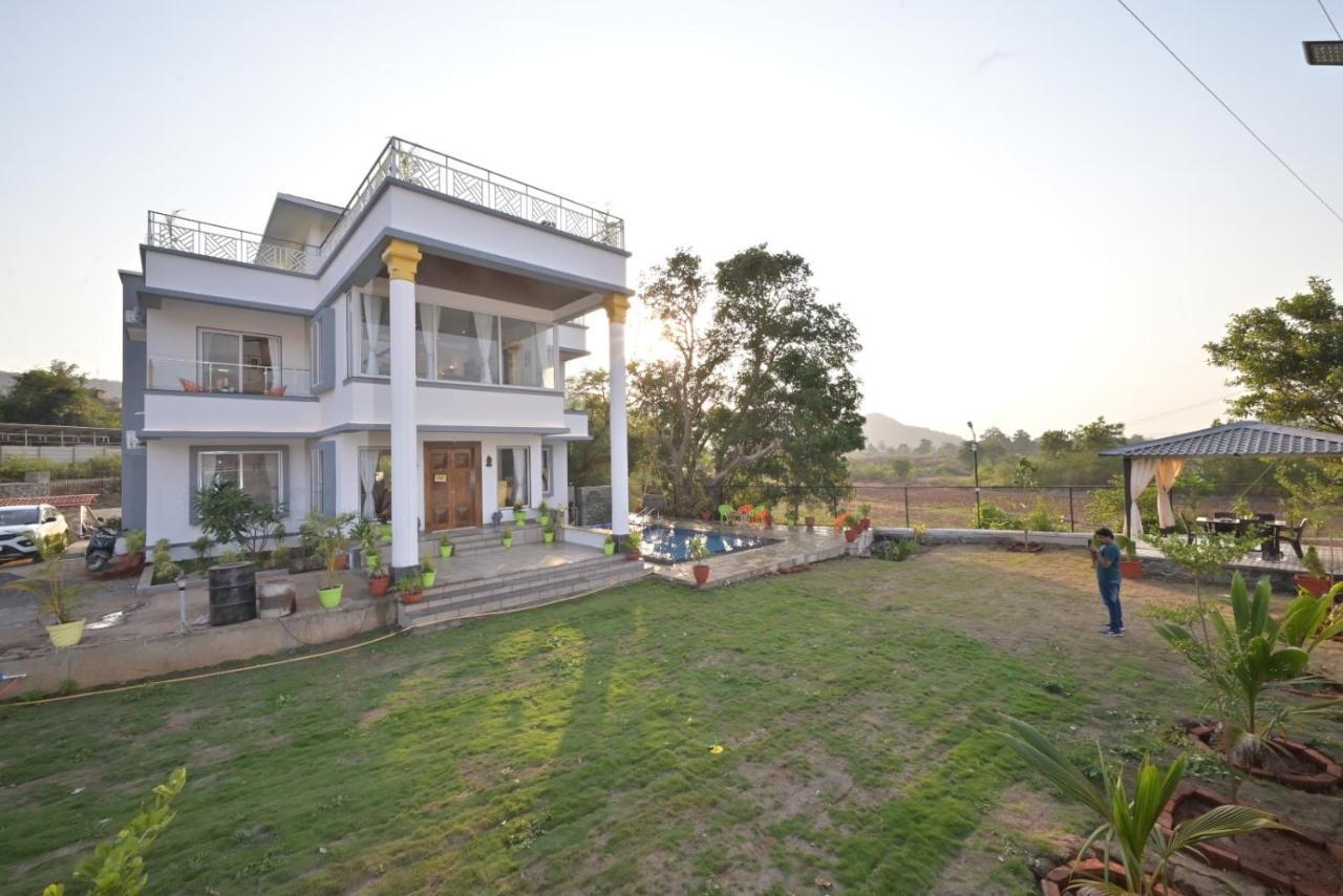 White Castle Villa By Tropicana Stays Lonavala Esterno foto